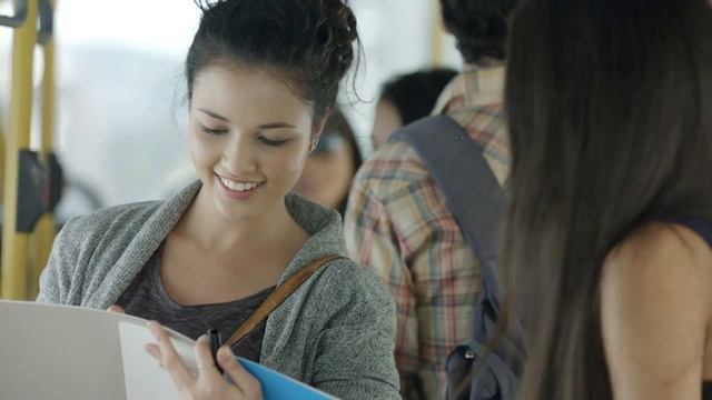 Bio Oil consumer TV ad City bus Eng смотреть онлайн