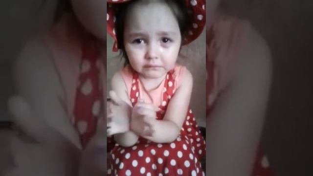 Девочка плачет , замуж уж очень надо ей смотреть онлайн