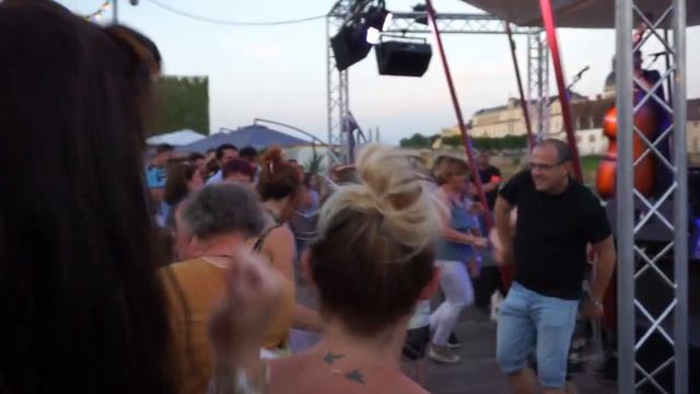 Chalon sur Saone, Rio Saona, FRANCHE. 4K смотреть онлайн