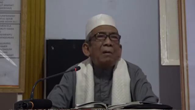 212.S.050322. Kajian Miftahusshudur Juz 2,Bab 5 فاذا جد صاحبها فى سلوكه وتابع ارشاد شيخه смотреть онлайн