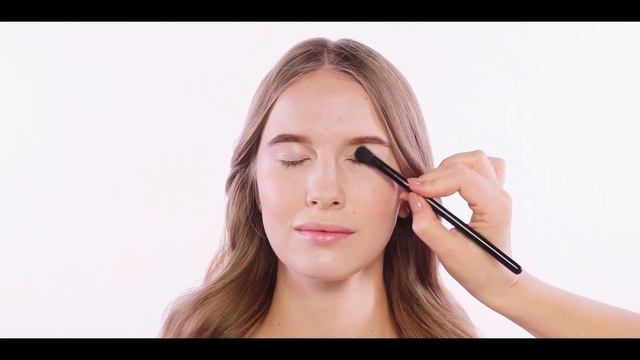 Весенний розовый макияж от BESPECIAL? смотреть онлайн