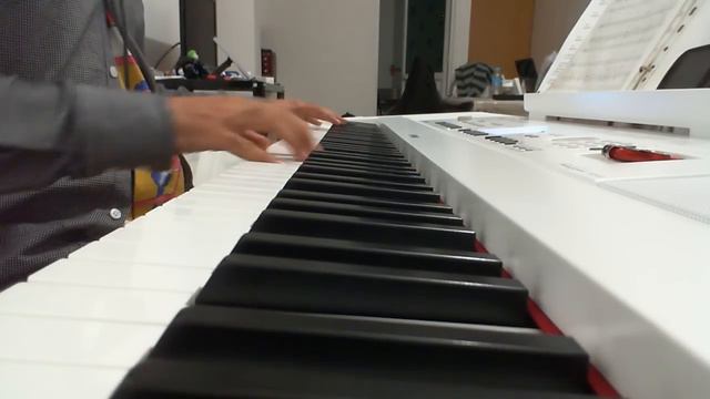 YAMAHA DGX-650 WH Demo смотреть онлайн