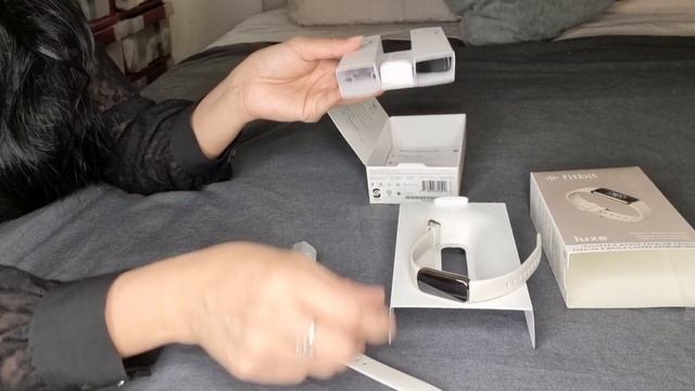 Fitbit Luxe unboxing | First impression #fitbitluxe #fitbit #unboxing смотреть онлайн