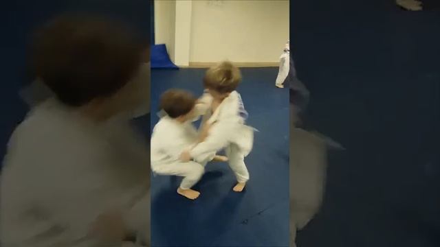 Зацеп изнутри. Первые успехи смотреть онлайн