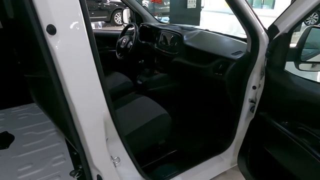 Fiat - Dobló Cargo Base 1.3 Multijet 95CV смотреть онлайн