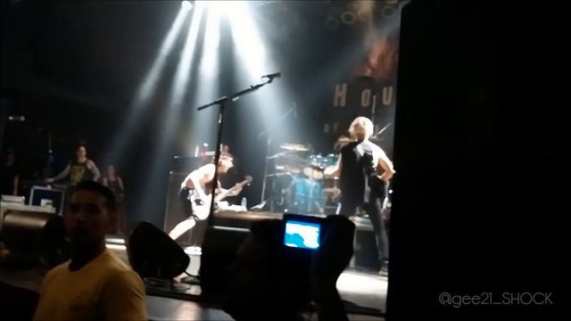 [141022] One Ok Rock - Toru, Tomoya, & Ryota (Live in Anaheim) смотреть онлайн