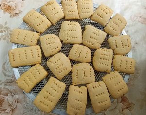 Постное печенье на яблочном пюре. Рецепт выпечки.