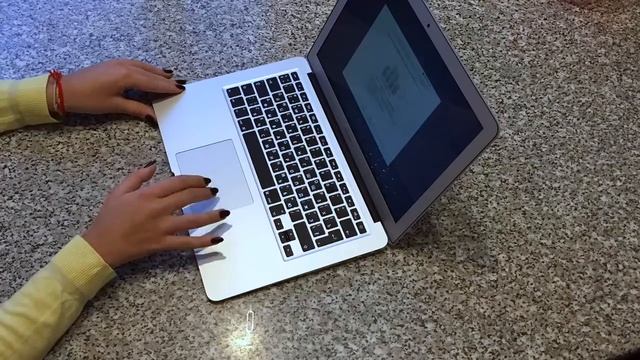 Первое включение Маc. разберётся ли девушка смотреть онлайн