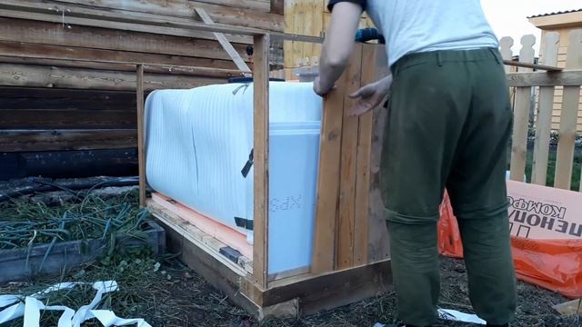 Теплоизоляция водопровода и водяной емкости. Монтаж греющего кабеля. Теперь морозы не страшны. смотреть онлайн