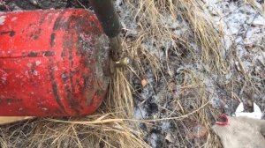 Как открутить вентиль с пропановского баллона или как стравить газ с баллона с неисправным вентилем