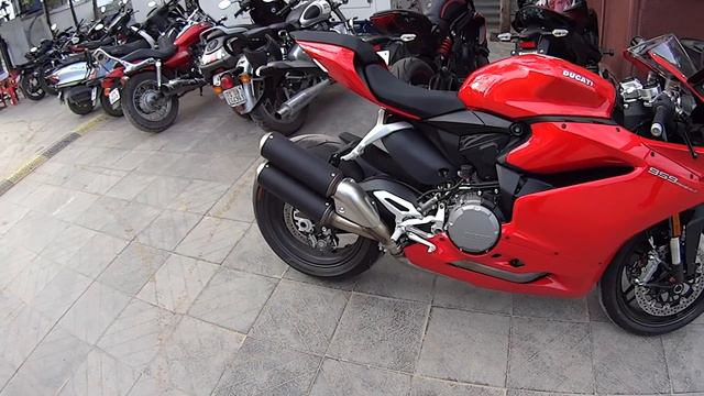 Ducati 959 Panigale Walkaround/Stock Exhaust Note