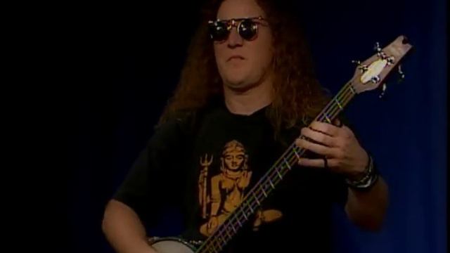 Banjo Loco - While My Banjo Gently Weeps смотреть онлайн