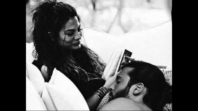 Can Yaman will spend the Christmas holidays with Demet Özdemir at his home in Rome. смотреть онлайн