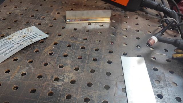 Foxweld SAGGIO TIG 205 AC/DC PULSE Видео отзыв смотреть онлайн