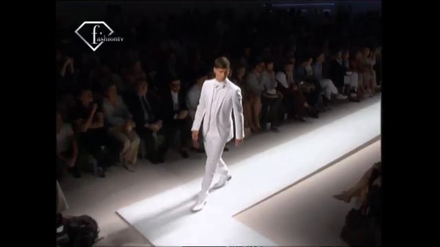 fashiontv | FTV.com - VINCENT LACROCQ + TOM WARREN MODELS MEN SS 2009- MILAN смотреть онлайн