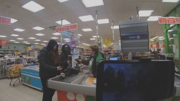 Защитники просрочки? Всё чаще и чаще я слышу, что магазину за реализацию просрочки НИЧЕГО не будет.