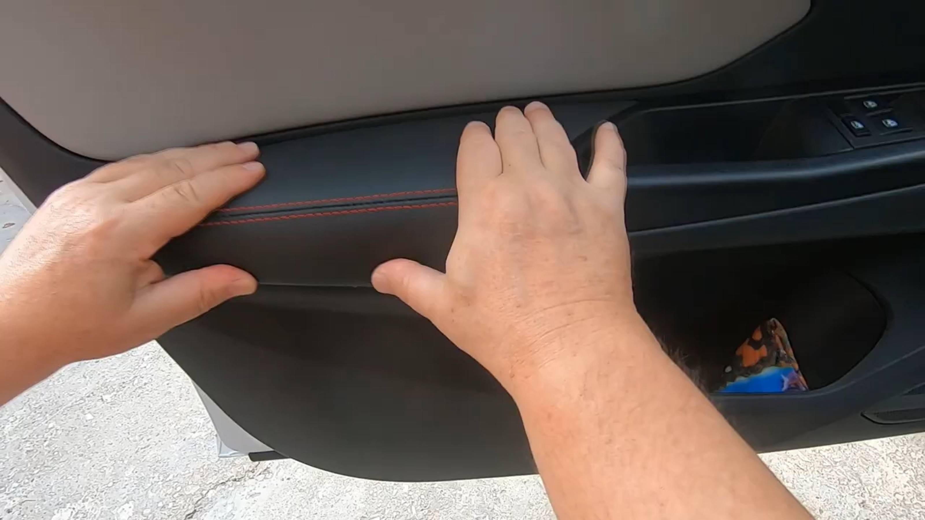 Lada Vesta SW Cross Установка подлокотников и защиты кромки дверей смотреть онлайн