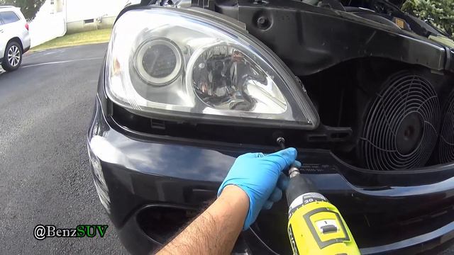W163 - Mercedes ML Class Headlight removal DIY смотреть онлайн