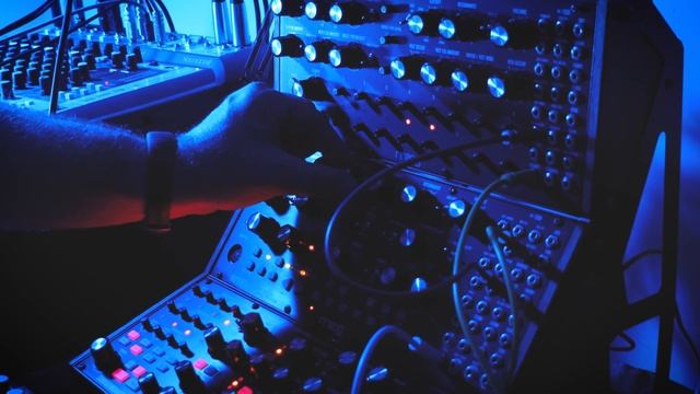 Sound Studio Jam - 16 смотреть онлайн
