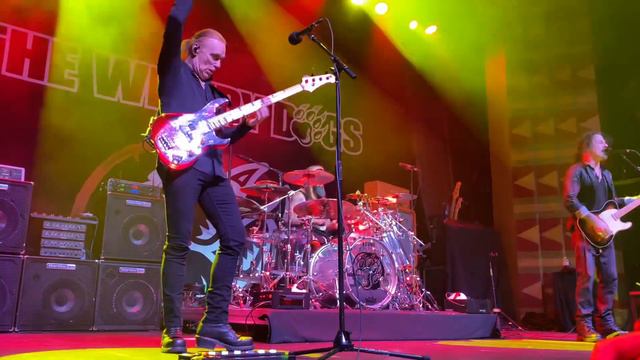The Winery Dogs @ The Regent, Los Angeles 05172023 смотреть онлайн
