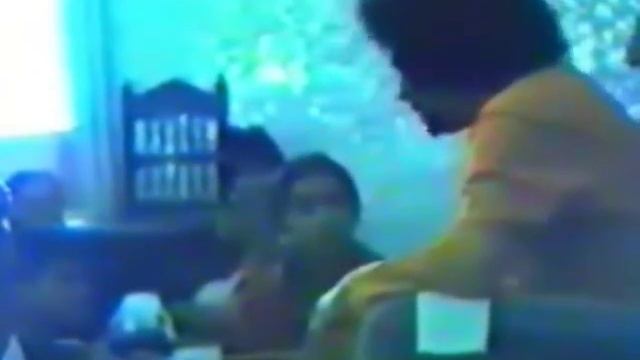Rare video ~ Sai Baba teach Gayatri Mantra смотреть онлайн