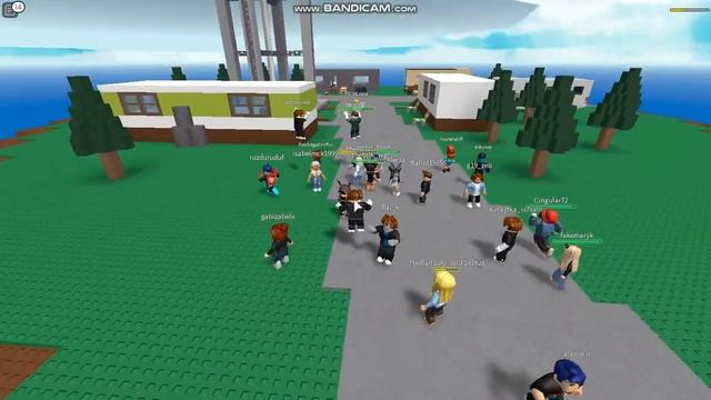 играю в Roblox симулятор выживание с стихиями. смотреть онлайн