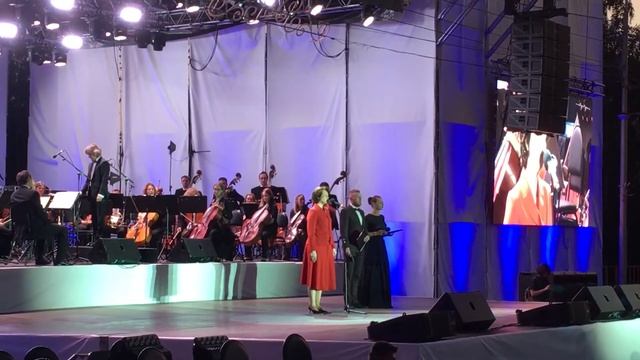 Поздравление мэра Омска О. Фадиной омичей со званием «Город трудовой доблести» смотреть онлайн