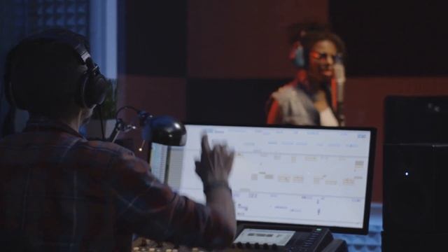 iOS vs Desktop for Music Production! *The Truth!* смотреть онлайн