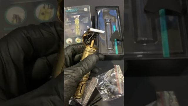 Триммер стрижки бороды и окантовки волос VGR V-085 смотреть онлайн