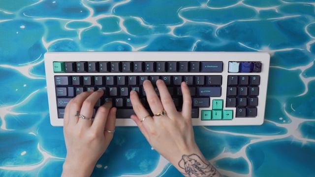 SG81M with Pinoko Switches Typing Sound Test смотреть онлайн