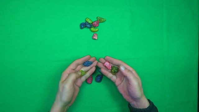 Розовый жёлтый и синий камень смотреть онлайн