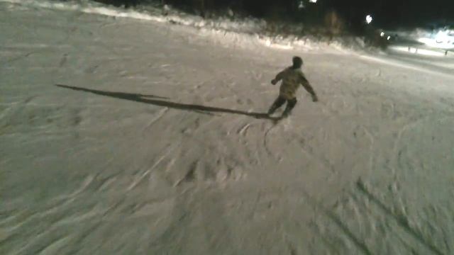 Макс учится кататься на горных лыжах! смотреть онлайн