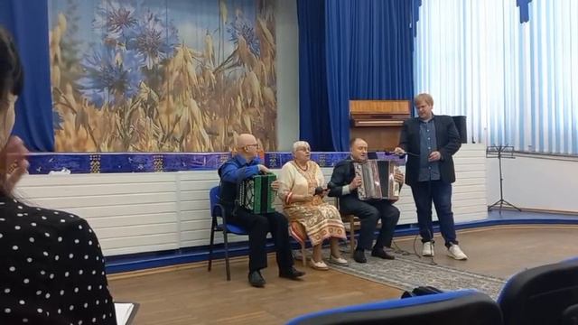 я не хочу чтоб ты плакала ансамбль Улыбка февраль 2024 смотреть онлайн
