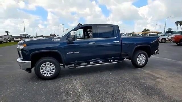 2022 Chevrolet Silverado 2500HD 235643 смотреть онлайн
