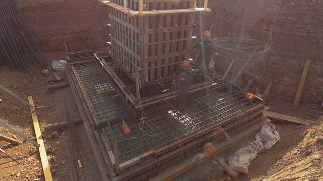 Устройство монолитных фундаментов ФМ-1 под переходную опору ПП500-1/76у, часть 3 смотреть онлайн