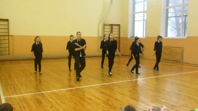СОШ № 11 п.Дружба в стиле Хип-хоп смотреть онлайн
