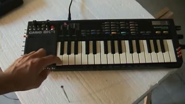 Cirrcuit Bend Casio sk1 Switches ReGazzalator смотреть онлайн