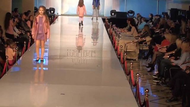 Margo Style.Estet Fashion Week: осень-2017 смотреть онлайн