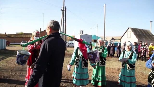 На въезде с.Якутово появилась стела "Курая" смотреть онлайн