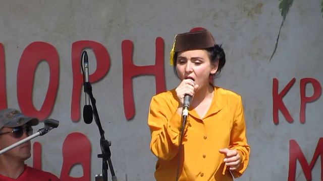 Elvira Sarykhalil - Бульбулюмнын башы хара (Татарская музыка на "Країна Мрій'14") #FolkRockVideo смотреть онлайн