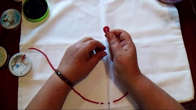 Бисероплетение (Кустовая роза 1 часть) Мастер-класс смотреть онлайн