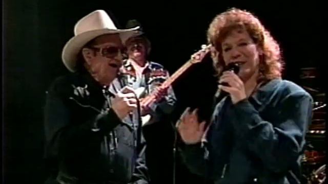 Country Connecticut Style 1996 with guest, Suzanne Sheridan смотреть онлайн
