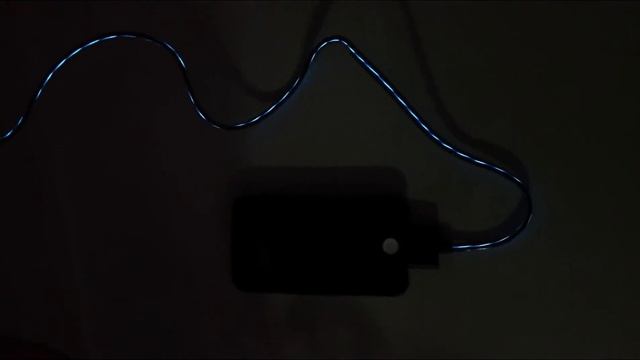 Светящийся Smart Data кабель Apple USB (черный) смотреть онлайн