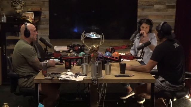 Government Prioritizes Ukraine Over Maui | Joe Rogan Experience смотреть онлайн