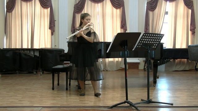 Peteris VASKS. Landscape with Birds for flute solo. смотреть онлайн