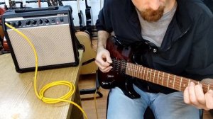 Недорогой комбик с мощным перегрузом Fabio GM-215