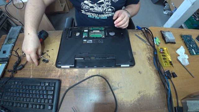 Ноутбук Asus N751JK разборка смотреть онлайн