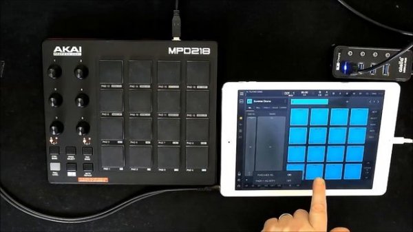 AKAI MPD 218 - Setting Up With BEATMAKER 3 - iPad Tutorial
