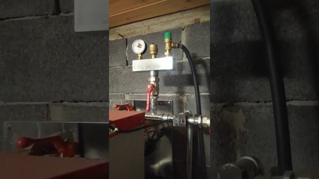 котел длительного горения Heiztechnik смотреть онлайн