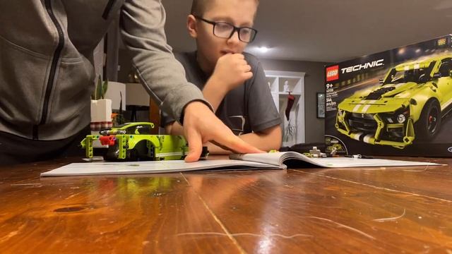 Ford Mustang Shelby GT 500 - LEGO Technic Timelapse смотреть онлайн